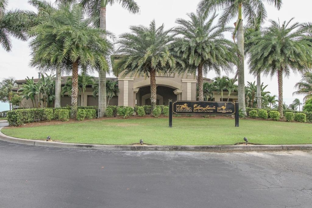 Free Golf! Stay, Play, Work From Luxury 2Bdr Plus Den 1St Floor Villa In Lely Golf Resort North North Naples 外观 照片